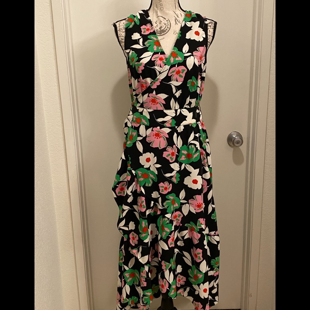 Who What Wear floral wrap dress Size S